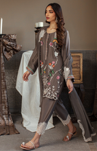 Load image into Gallery viewer, Celina