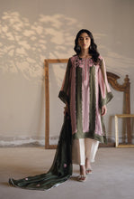Load image into Gallery viewer, Jaania in Green/Pink