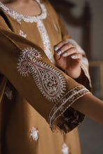 Load image into Gallery viewer, Royal bella set