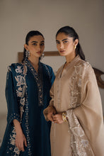 Load image into Gallery viewer, Nasma set in beige