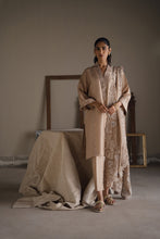 Load image into Gallery viewer, Nasma set in beige