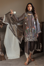 Load image into Gallery viewer, Celina