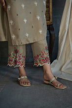 Load image into Gallery viewer, Meerza Set