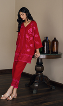 Load image into Gallery viewer, Meeku set in deep red