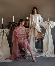 Load image into Gallery viewer, Azura set in tea pink