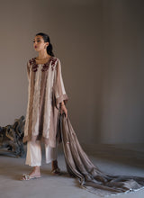 Load image into Gallery viewer, Jaania in Beige/cream