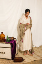 Load image into Gallery viewer, Mahrani suit