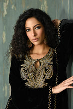Load image into Gallery viewer, Black velvet set