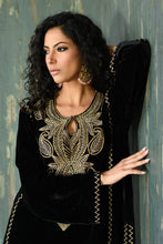 Load image into Gallery viewer, Black velvet set