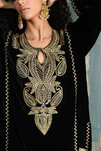 Load image into Gallery viewer, Black velvet set