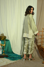 Load image into Gallery viewer, Meh'r set in evergreen