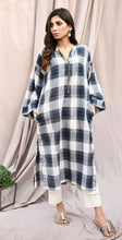 Load image into Gallery viewer, Plaid pockets kurta