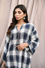 Load image into Gallery viewer, Plaid pockets kurta
