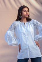 Load image into Gallery viewer, Seashells offwhite shirt