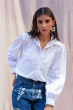 Load image into Gallery viewer, Staple white shirt