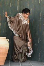 Load image into Gallery viewer, Bronze cape