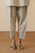 Load image into Gallery viewer, Lina set in beige (2pc)