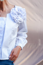 Load image into Gallery viewer, Flower power blouse