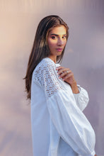 Load image into Gallery viewer, Seashells offwhite shirt
