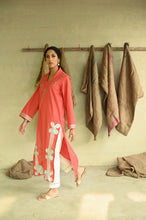 Load image into Gallery viewer, Coral shirt