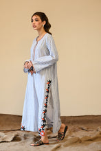 Load image into Gallery viewer, Ama’ara appliqué kurta