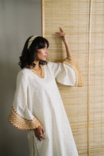 Load image into Gallery viewer, Peppered Ivory 2pc set
