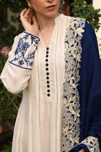 Load image into Gallery viewer, Cobalt leafy dupatta paired with ivory kali kurta
